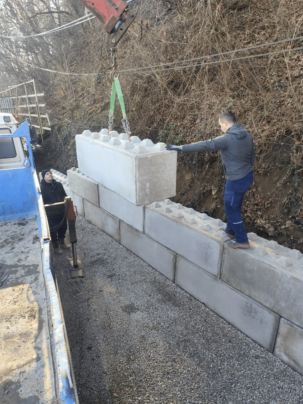 Betónový blok 80 cm x 120 cm x 60 cm – Obrázok 5